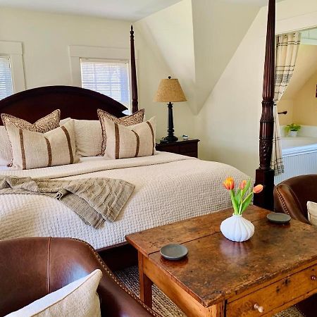 Bed and Breakfast Ashley Manor Barnstable Exterior foto