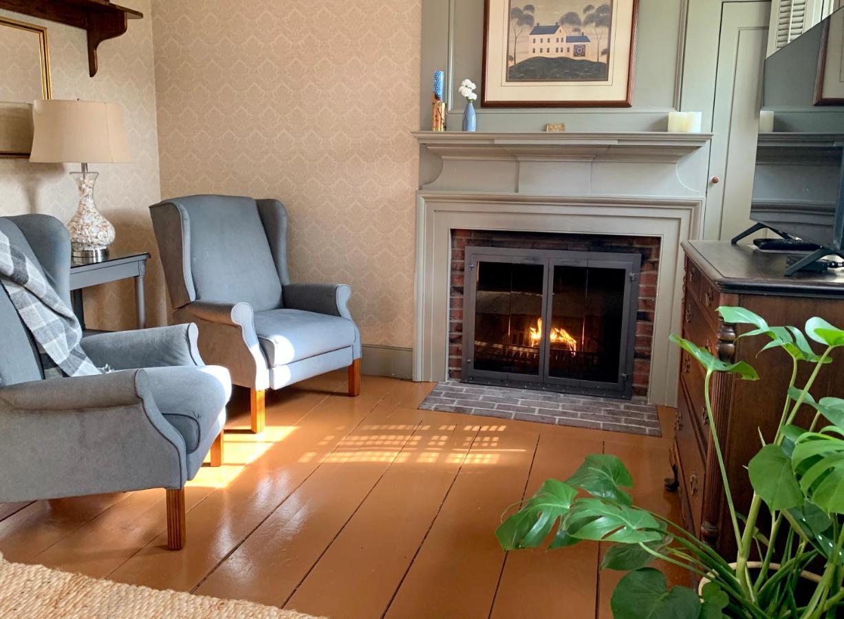 Bed and Breakfast Ashley Manor Barnstable Exterior foto