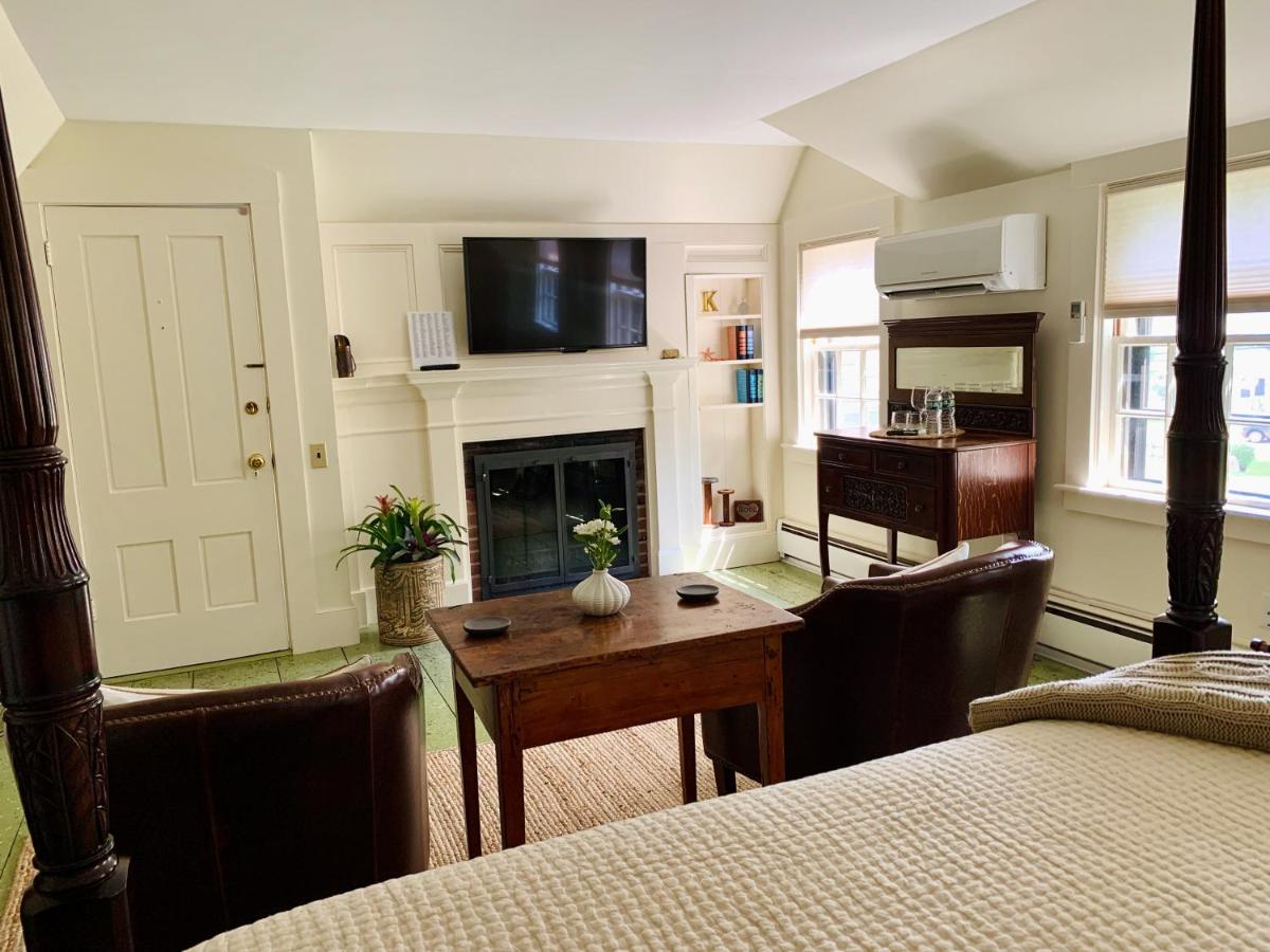 Bed and Breakfast Ashley Manor Barnstable Exterior foto