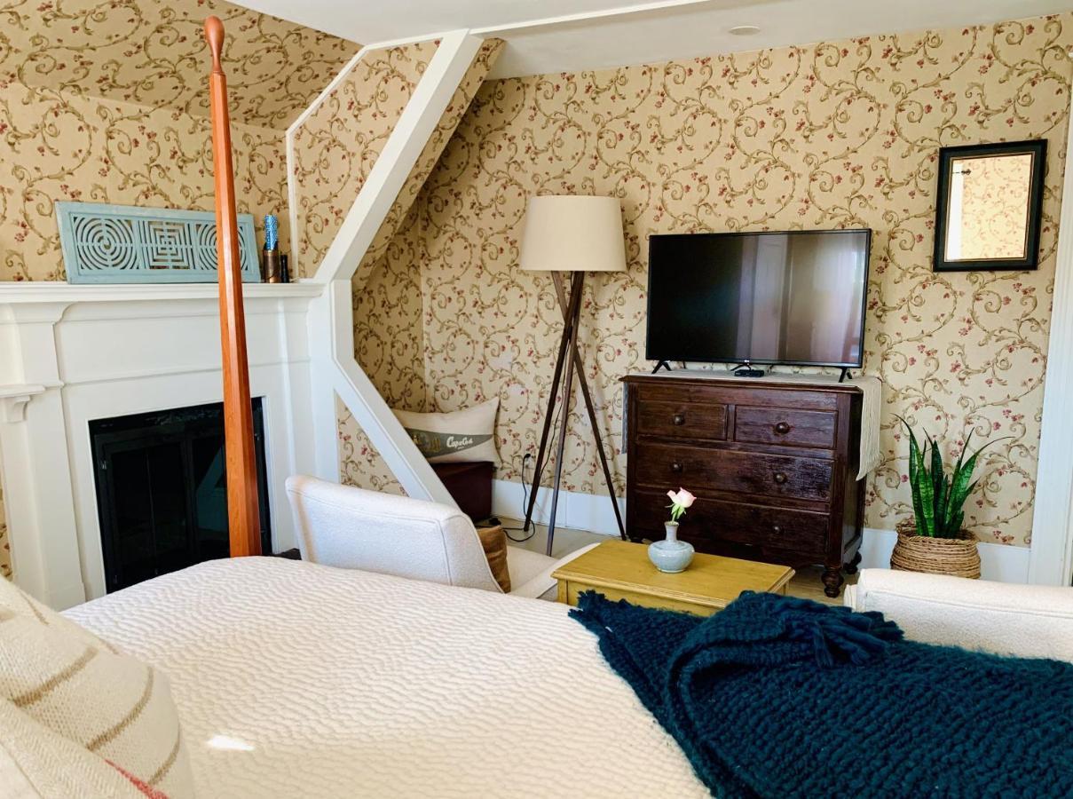 Bed and Breakfast Ashley Manor Barnstable Exterior foto